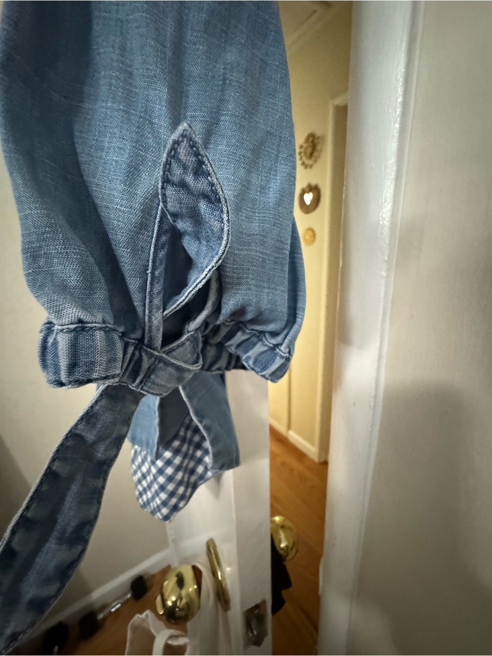Vineyard Vines Light Blue Chambray Tunic with Gingham Trim - Picture 4 of 5